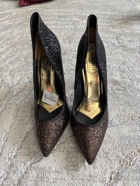 Ted Baker London “Kimkee” Glitter Heels — Size UK7 / EU40 / US9